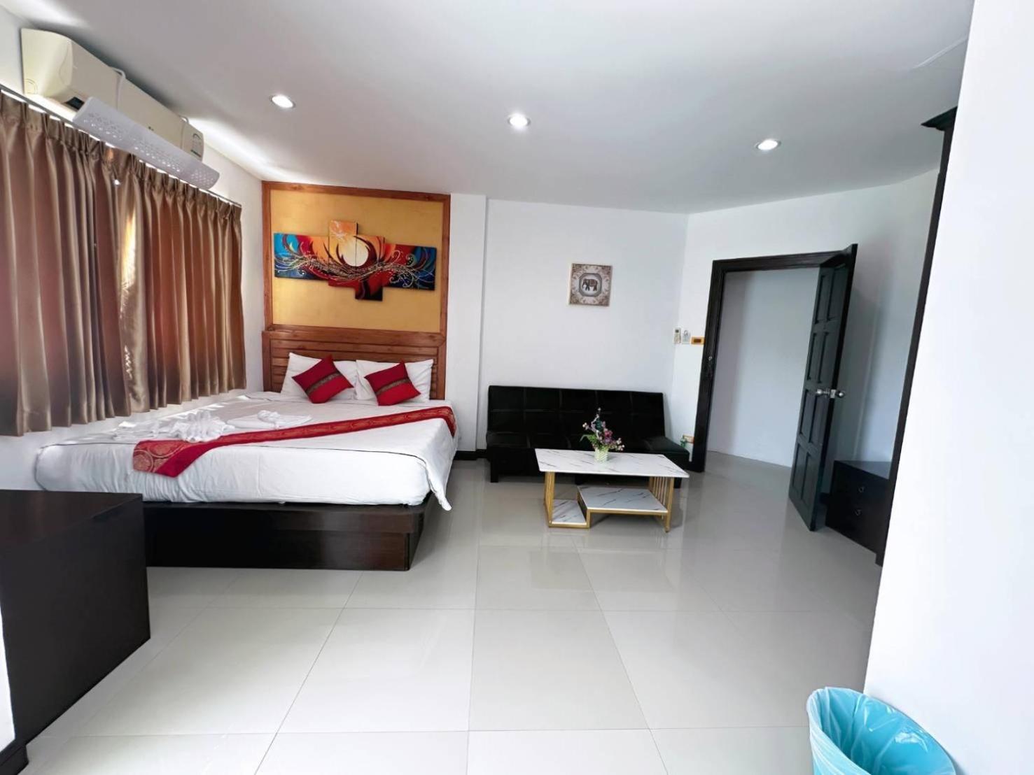 Abby'S House Hotel Patong 外观 照片