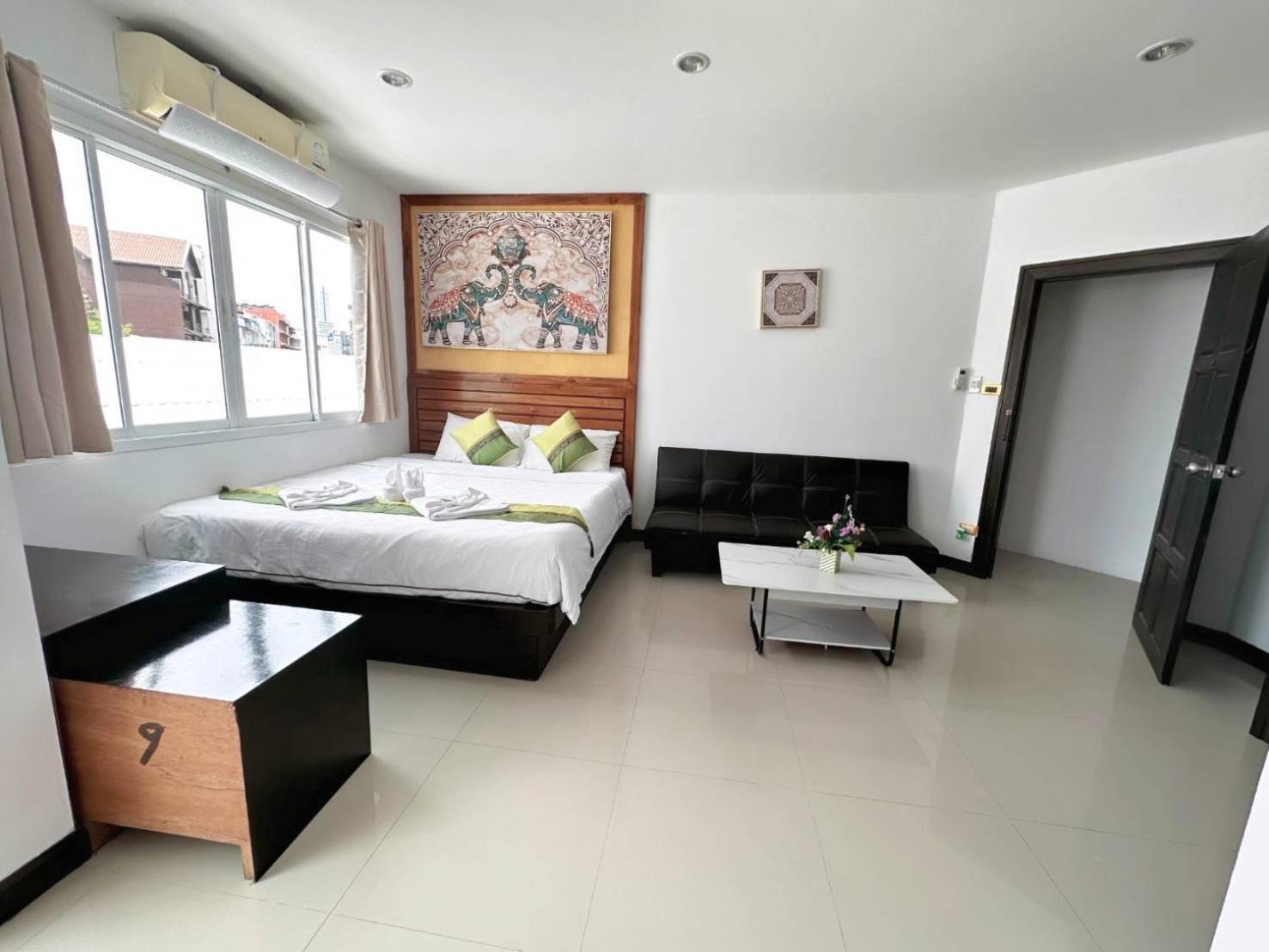 Abby'S House Hotel Patong 外观 照片