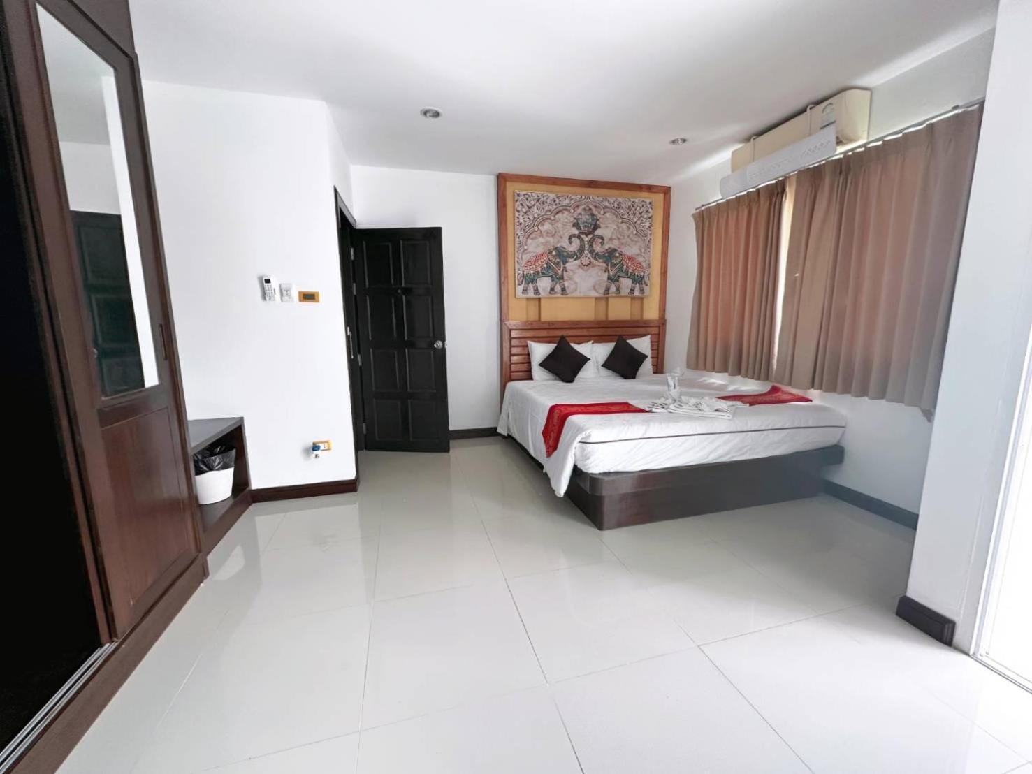 Abby'S House Hotel Patong 外观 照片